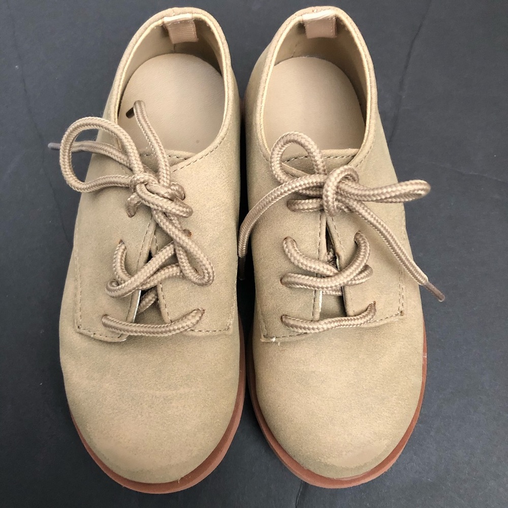 Trimfoot dress shoes